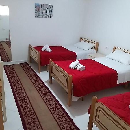 Guest House Garden Гирокастра Экстерьер фото